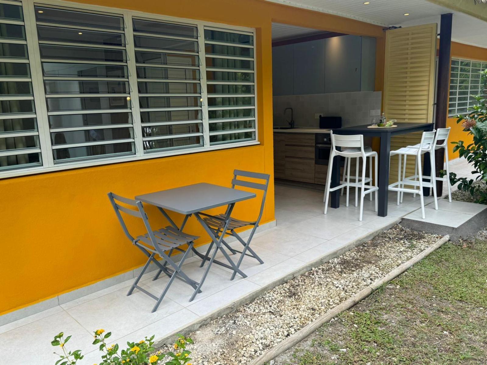 Manbana 323 Appartement Grand-Bourg  Buitenkant foto