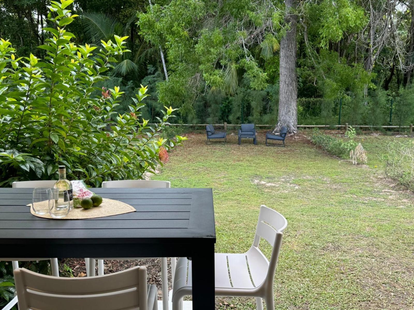 Manbana 323 Appartement Grand-Bourg  Buitenkant foto